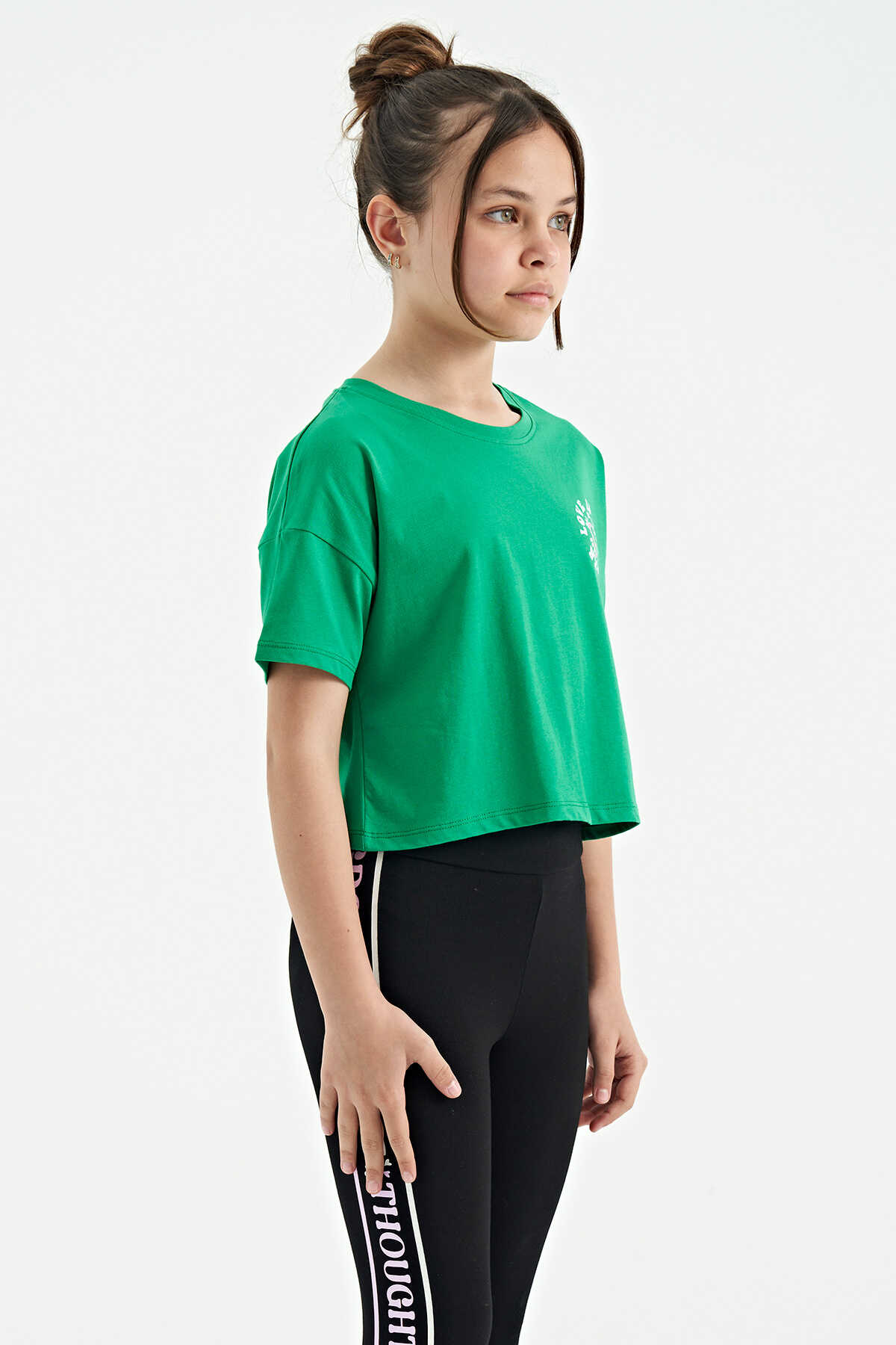 Tommylife Toptan Yeşil Ön Arka Baskılı O Yaka Düşük Omuz Oversize Kısa Kollu Kız Çocuk T-Shirt - 75126