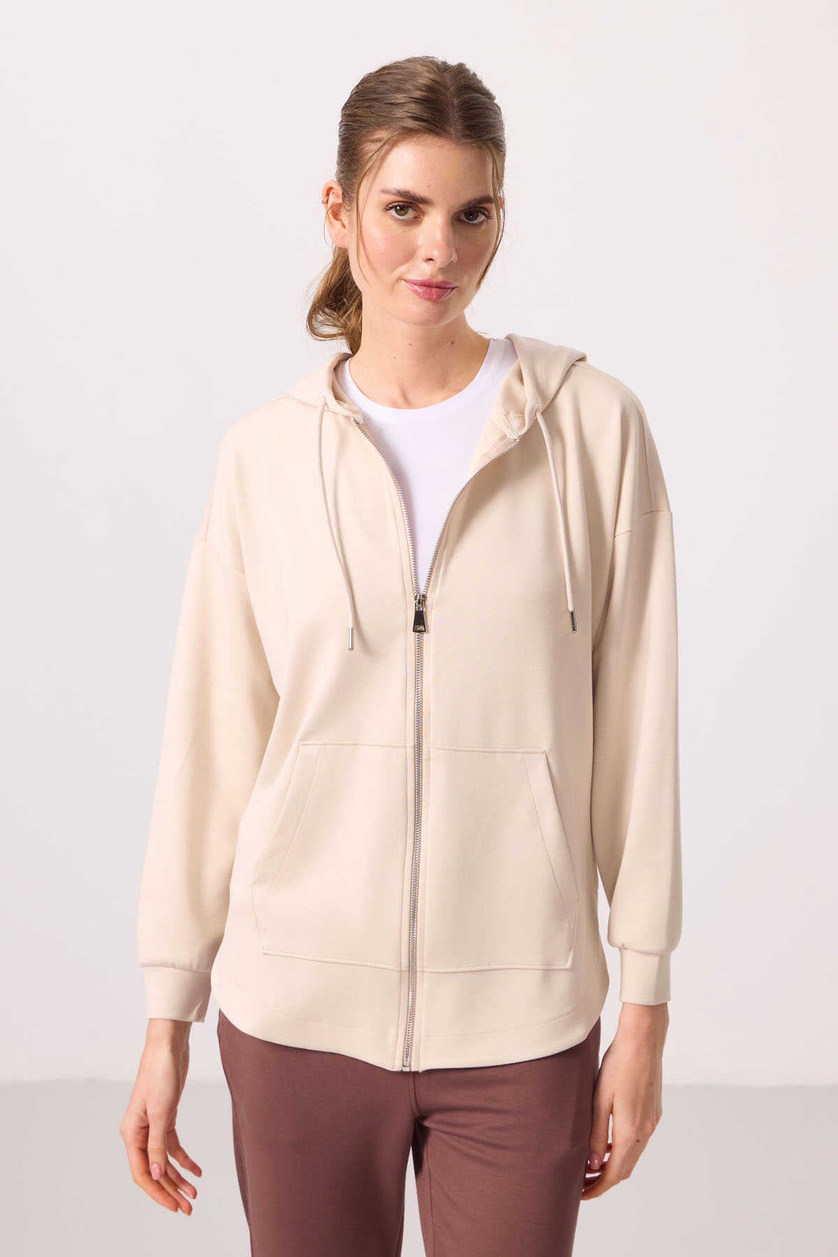Tommylife Toptan Pufos Texturat Gluga Oversize Femeie Tunica Sweatshirt - 97302 Bej