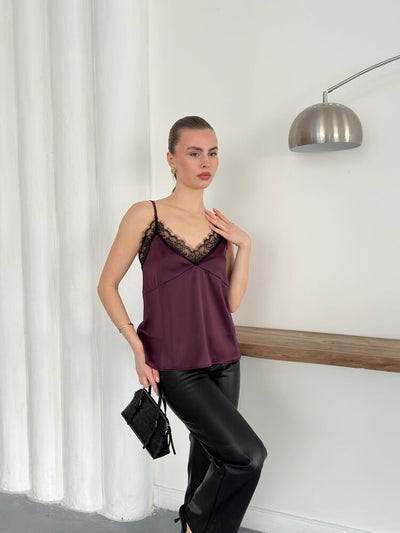Topshow | Dantel Detaylı Saten Atlet - Mürdüm | D2929