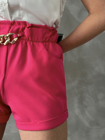 Pantaloni scurți Topshow Fuchsia cu curea, închidere cu inel și buzunare, en-gros
