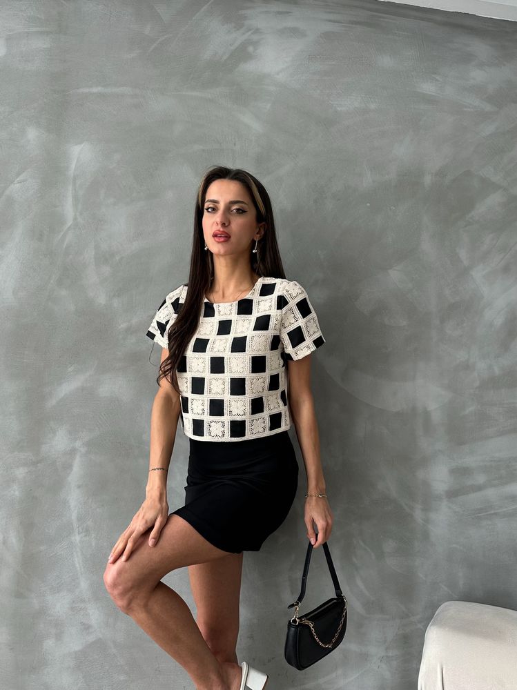 Topshow Raw Black Short Sleeve Checkered Crocheted Wholesale Blouse