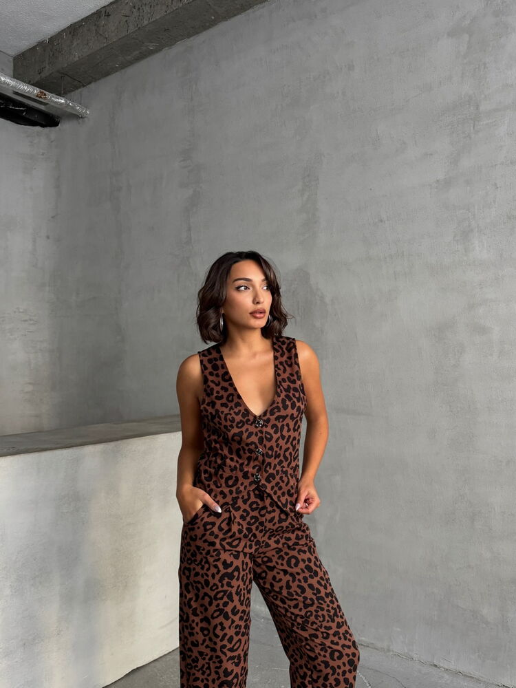 Wholesale Vest - Coffee Black
