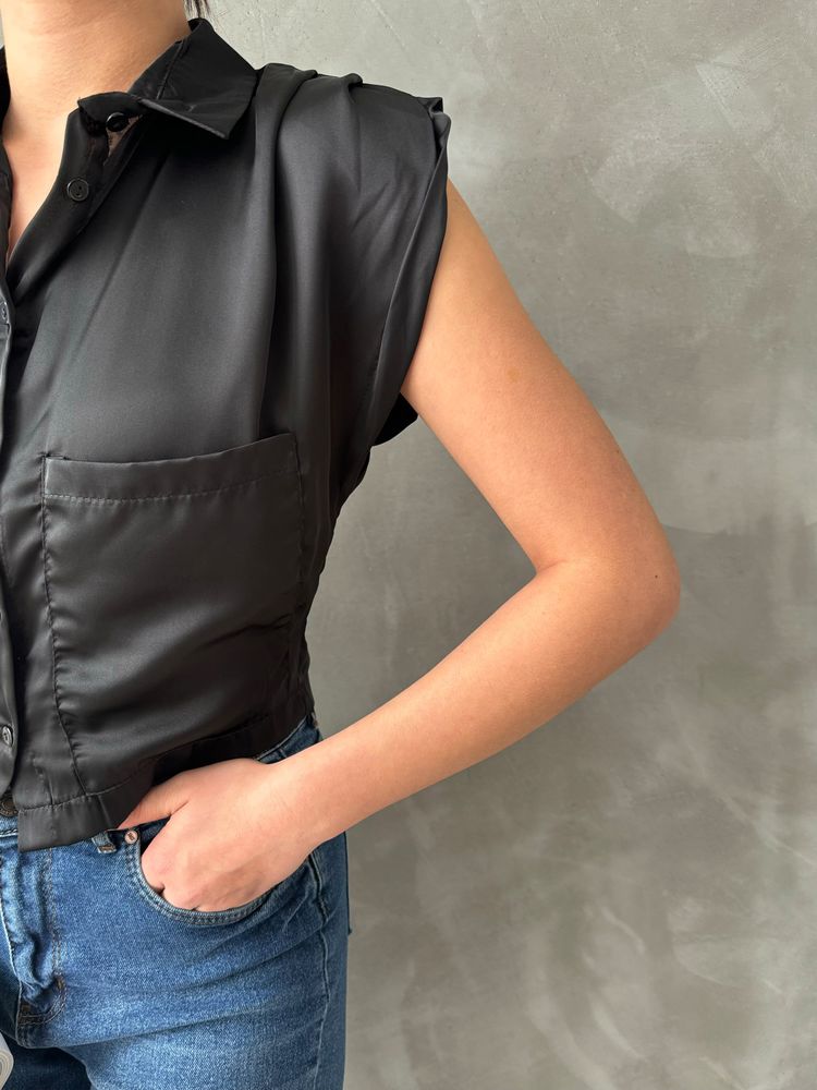 Topshow Black Sleeveless Satin Cropped Wholesale Shirt