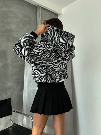 Baku Plush Wholesale Coat - Black Zebra