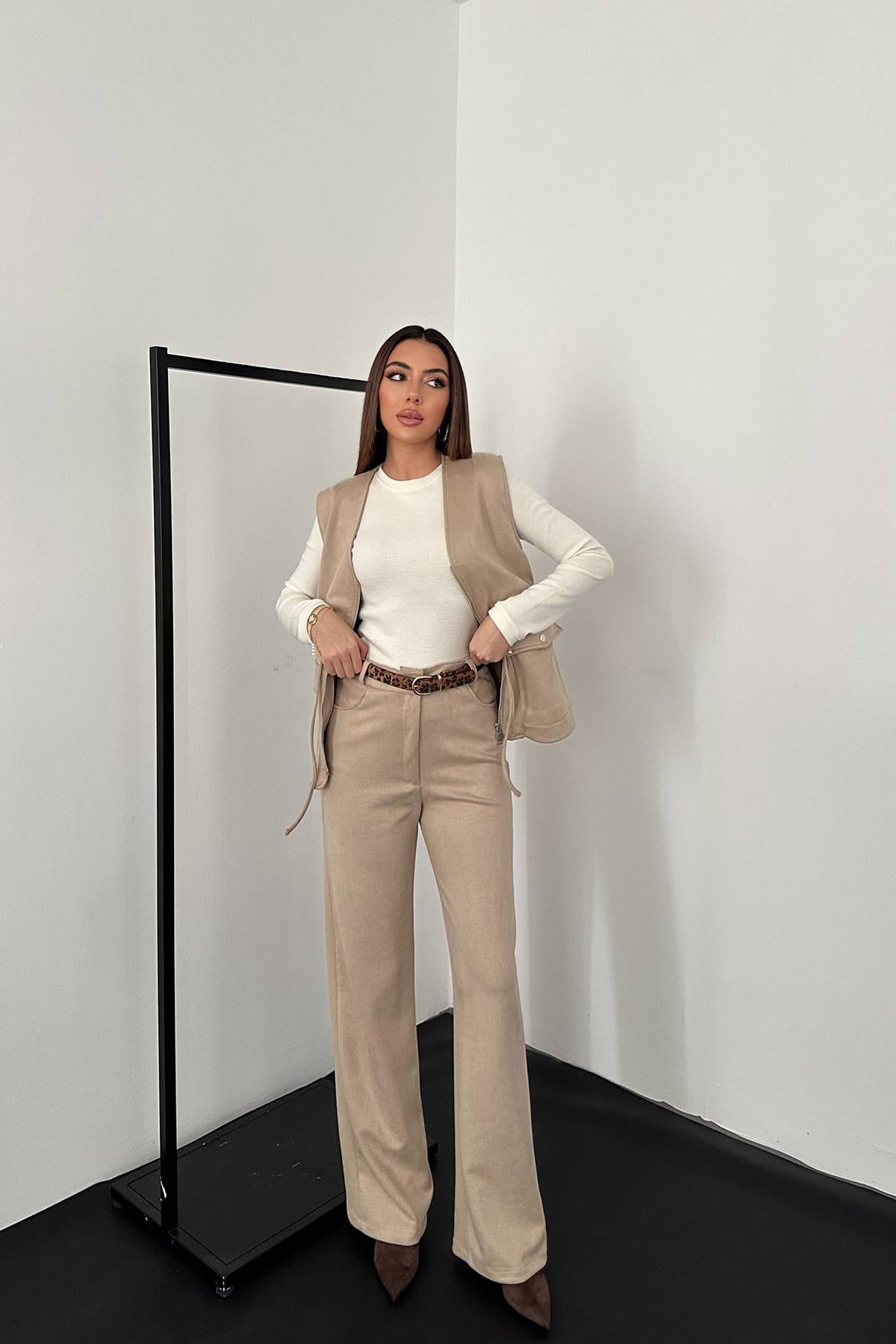 Bej Süet Yelek Pantolon Takım