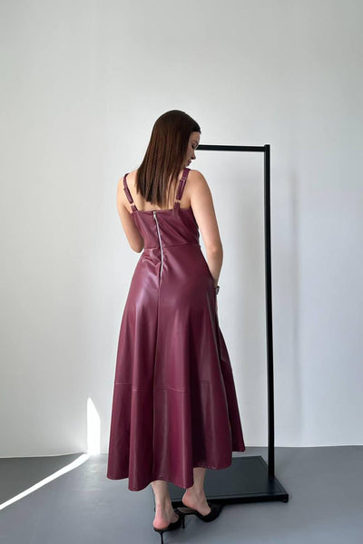 Bordo Askılı Deri Elbise