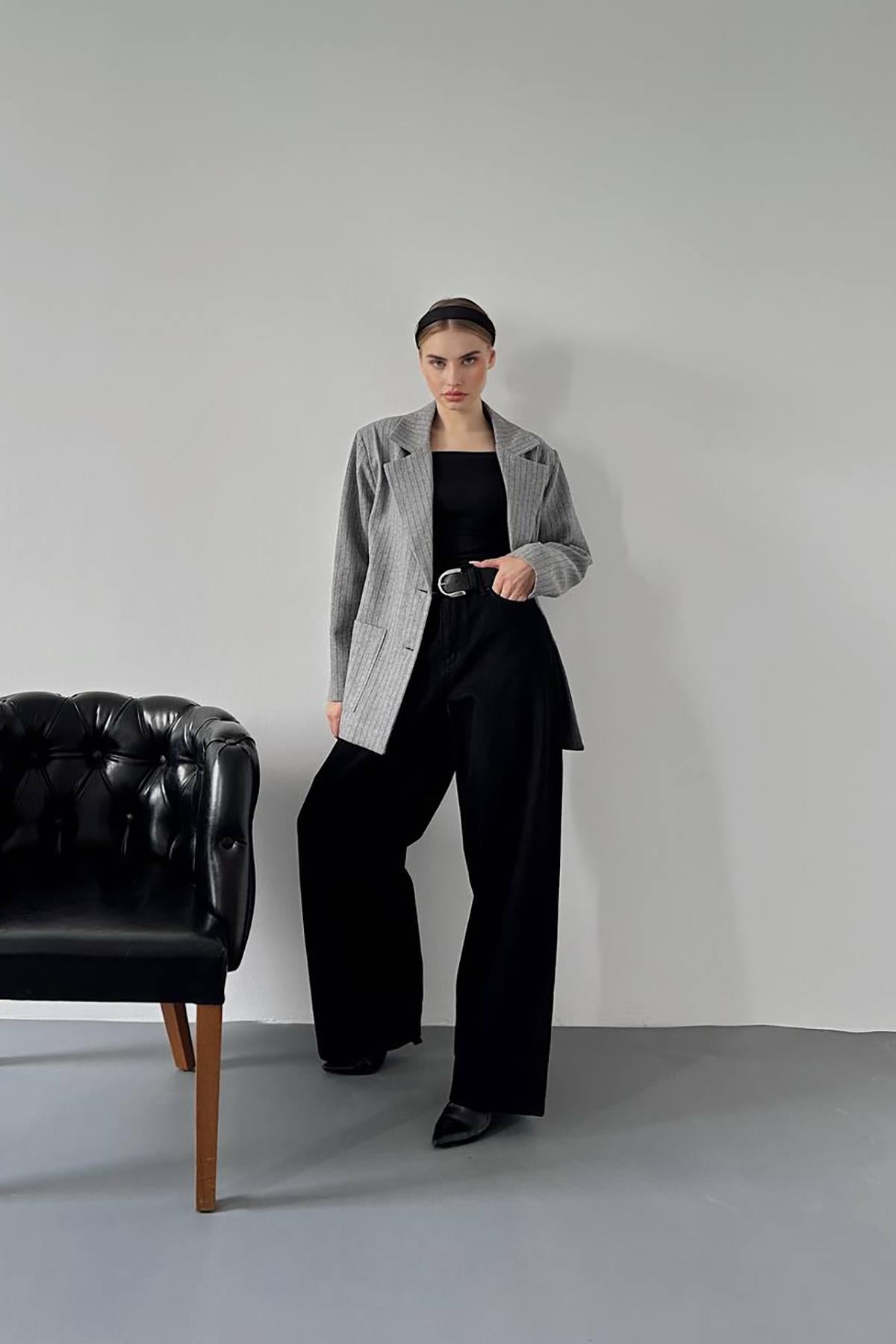 Gri Çizgili Oversize Ceket
