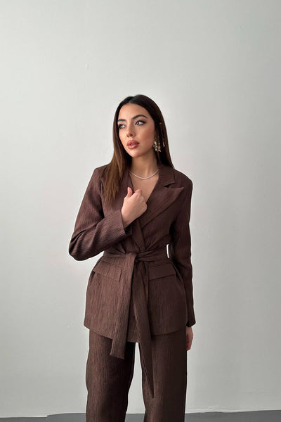 Kahverengi Parlak Beli Kuşaklı Takım