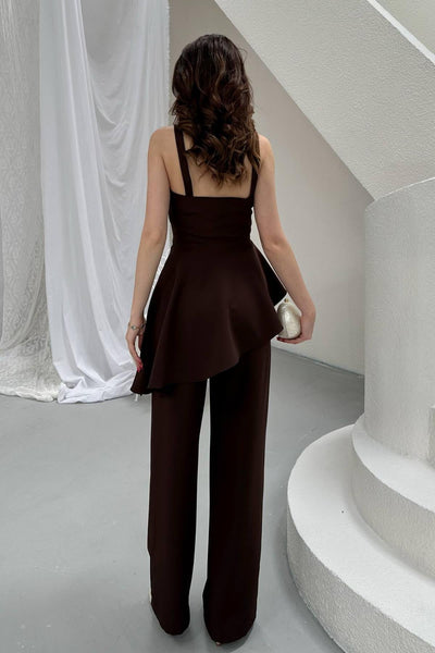 Kahverengi Volanlı Bluz Ve Pantolon Takım
