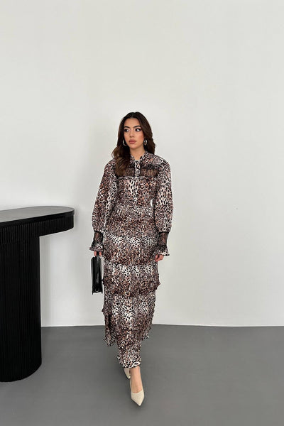 Leopar Pilise Detaylı Lastikli Elbise