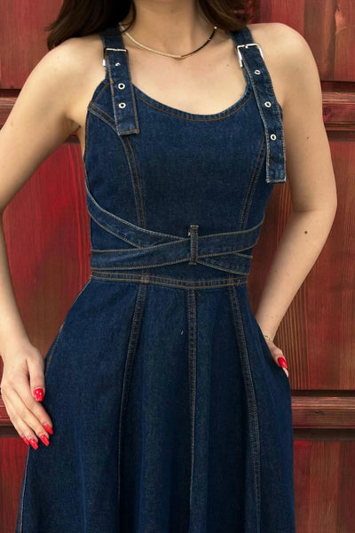 Rochie albastră midi din denim cu benzi