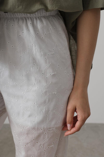 Pantaloni Broderie cu Legare Talie - Alb