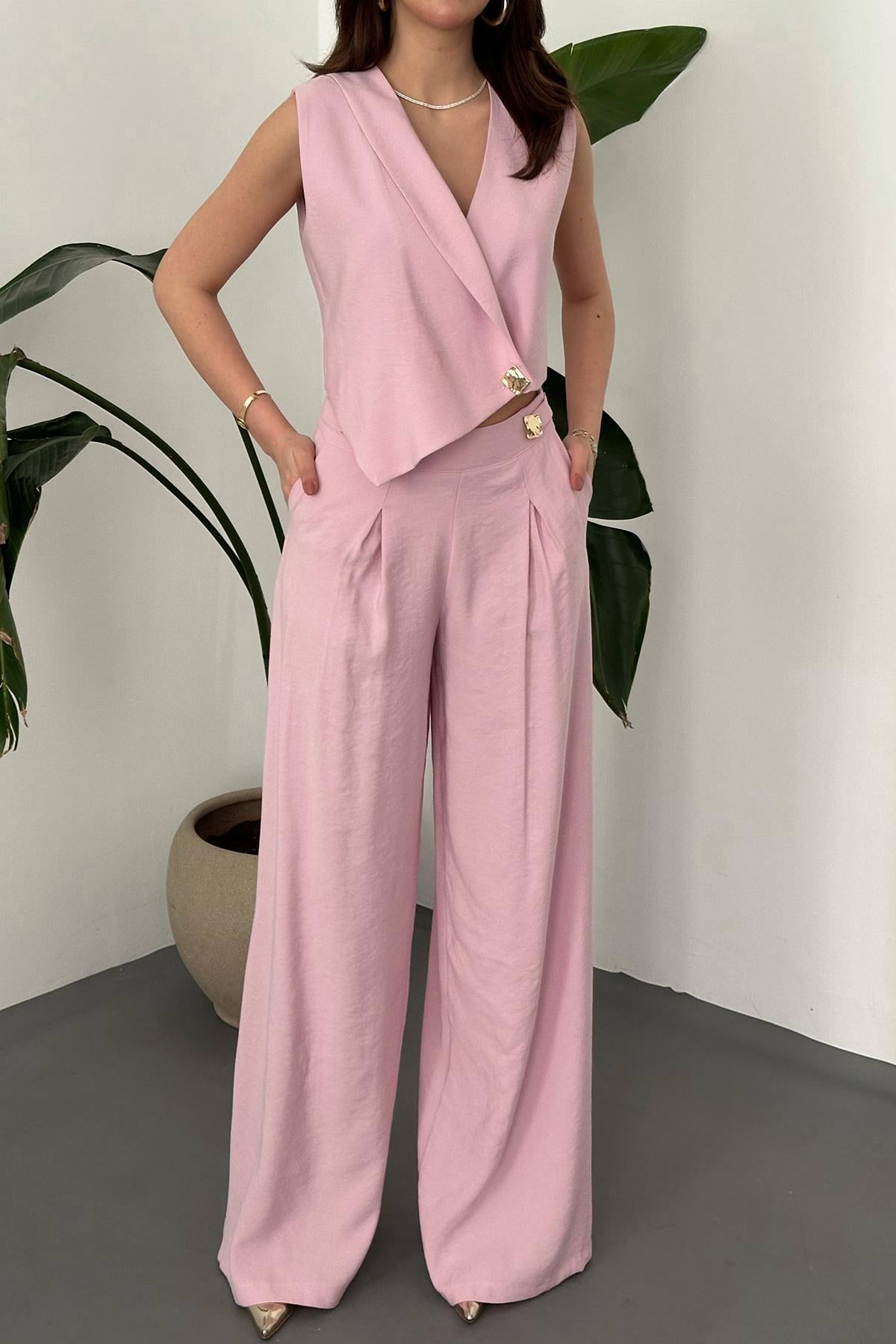 Pembe Asimetrik Yelek Ve Pantolon Takım