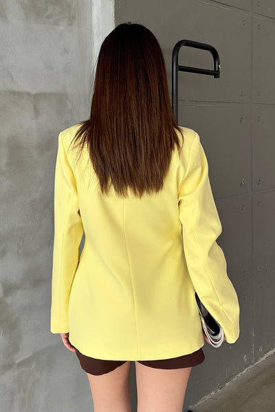 Sarı Belden Oturtmalı Blazer Ceket