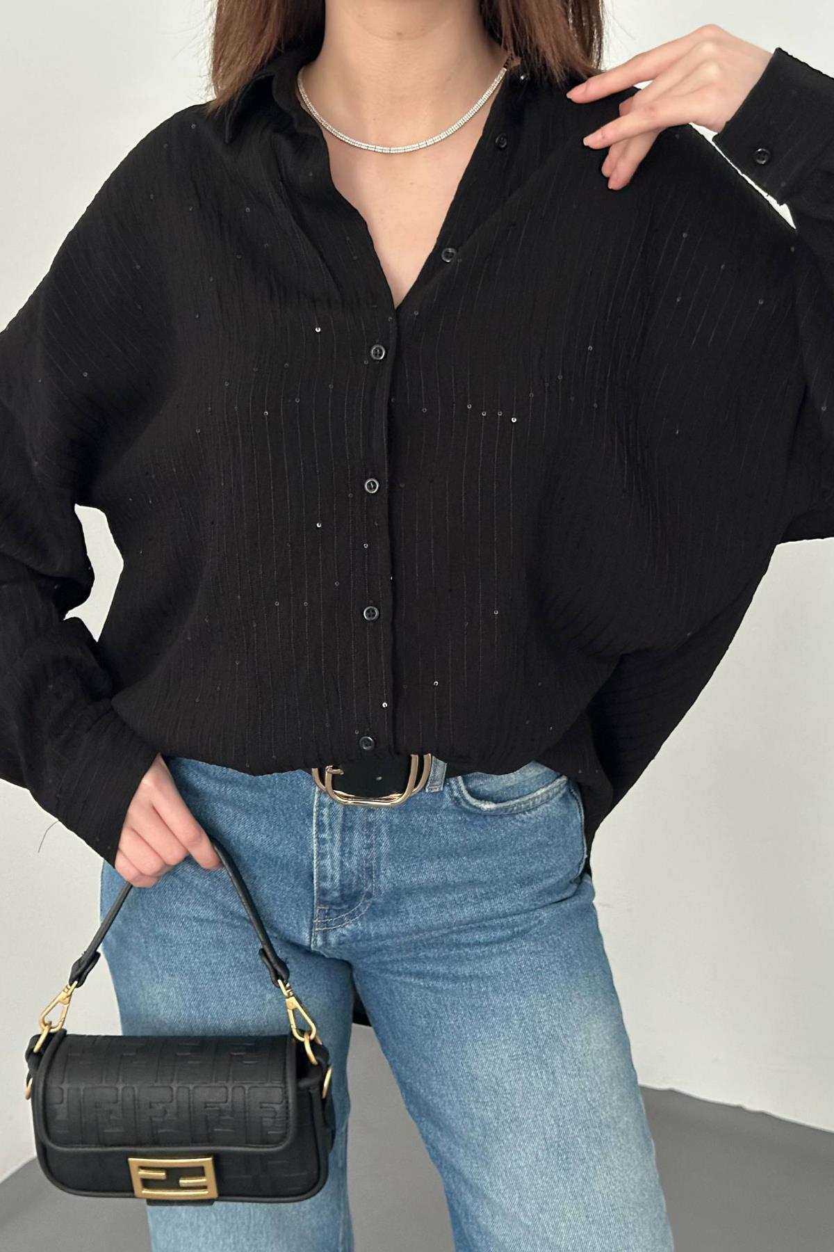 Siyah Nakışlı Oversize Gömlek