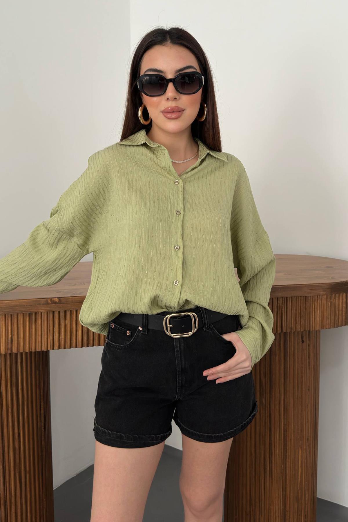Yeşil Nakışlı Oversize Gömlek