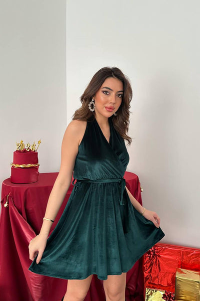 Zümrüt Boyundan Geçmeli Elbise