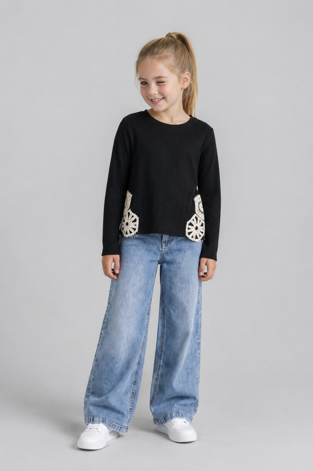 Tuffy Sweatshirt Copilă Tricot Jacquard Țesătură cu Detalii Dantela-01665 - Ecru