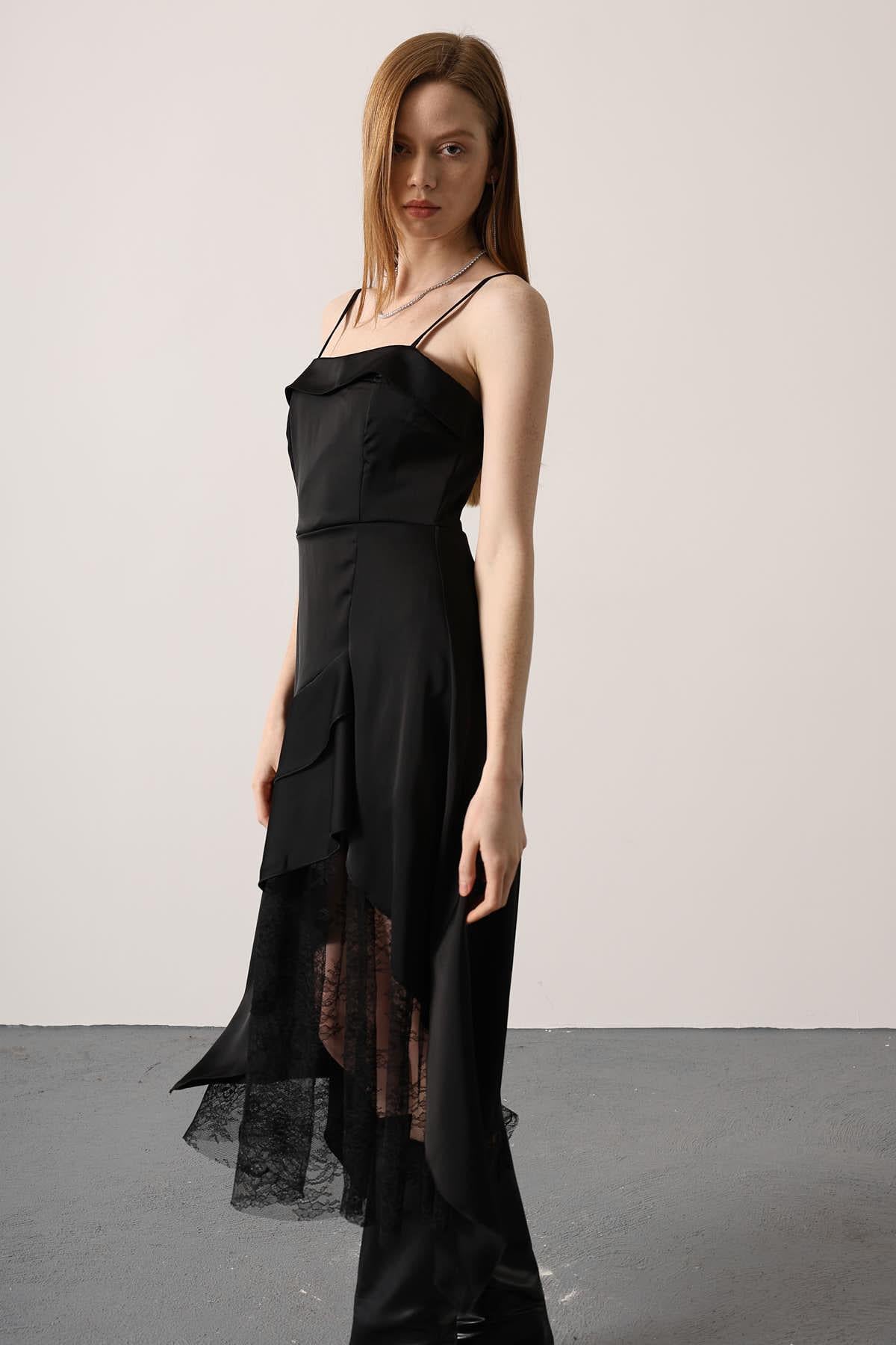 ROCHIE DIN SATIN ASIMETRICĂ CU DANTELĂ - Negru