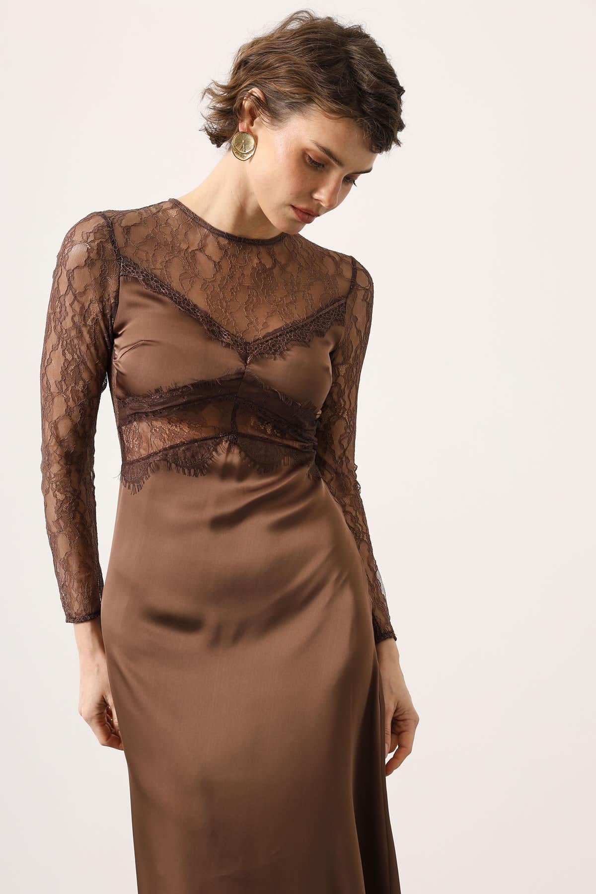 ROCHIE CU DANTELĂ - Maro