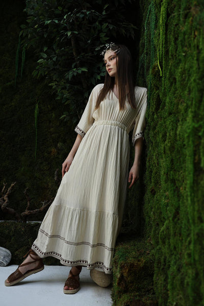 Rochie cu Broderie Maneci Si Fusta - Piatra