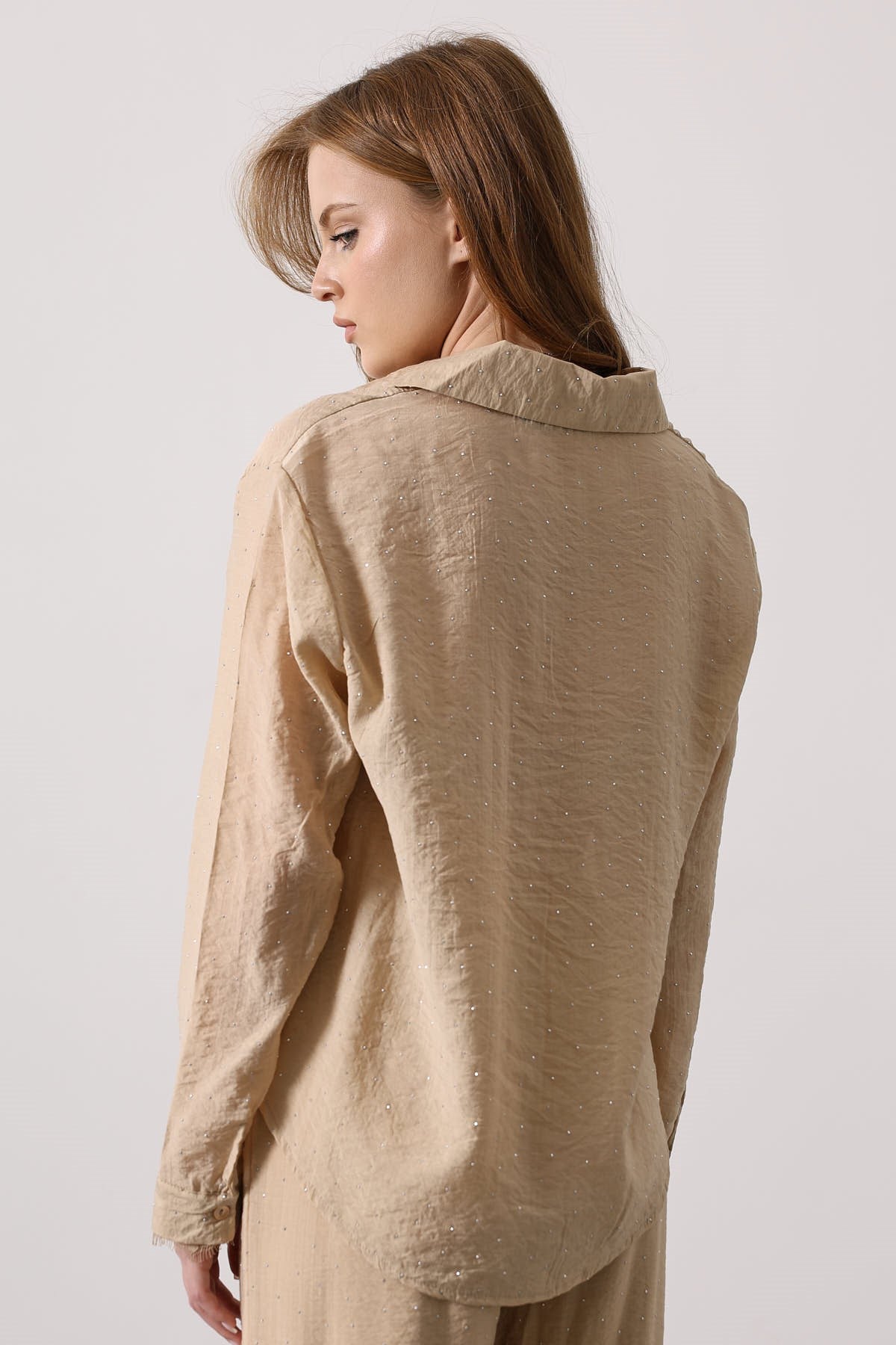 BLUZA CU GULER DANTELAT CU VOLANE - Bej