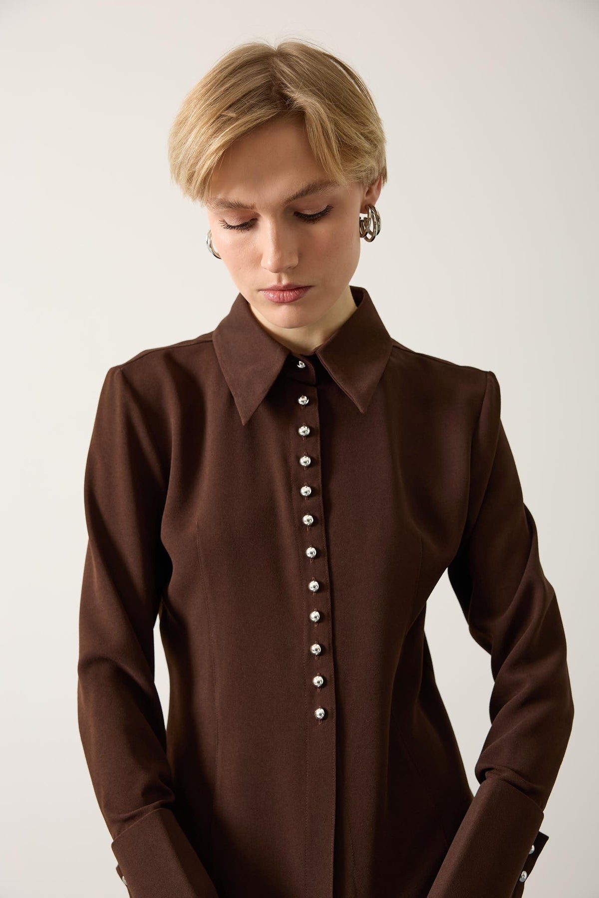 BLUZA AJUSTATĂ LA CORP - Maro