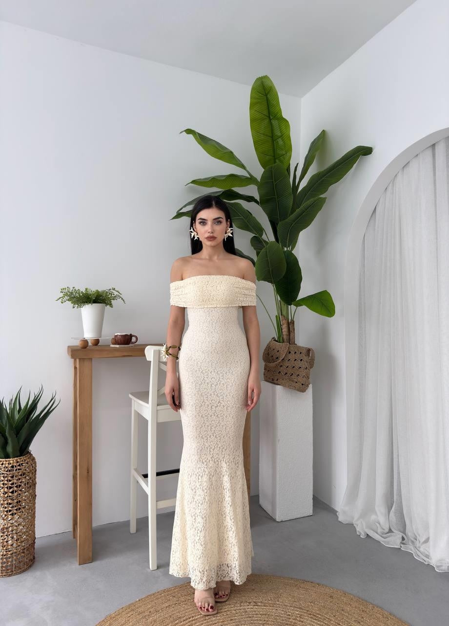 Rochie fără bretele Uyef