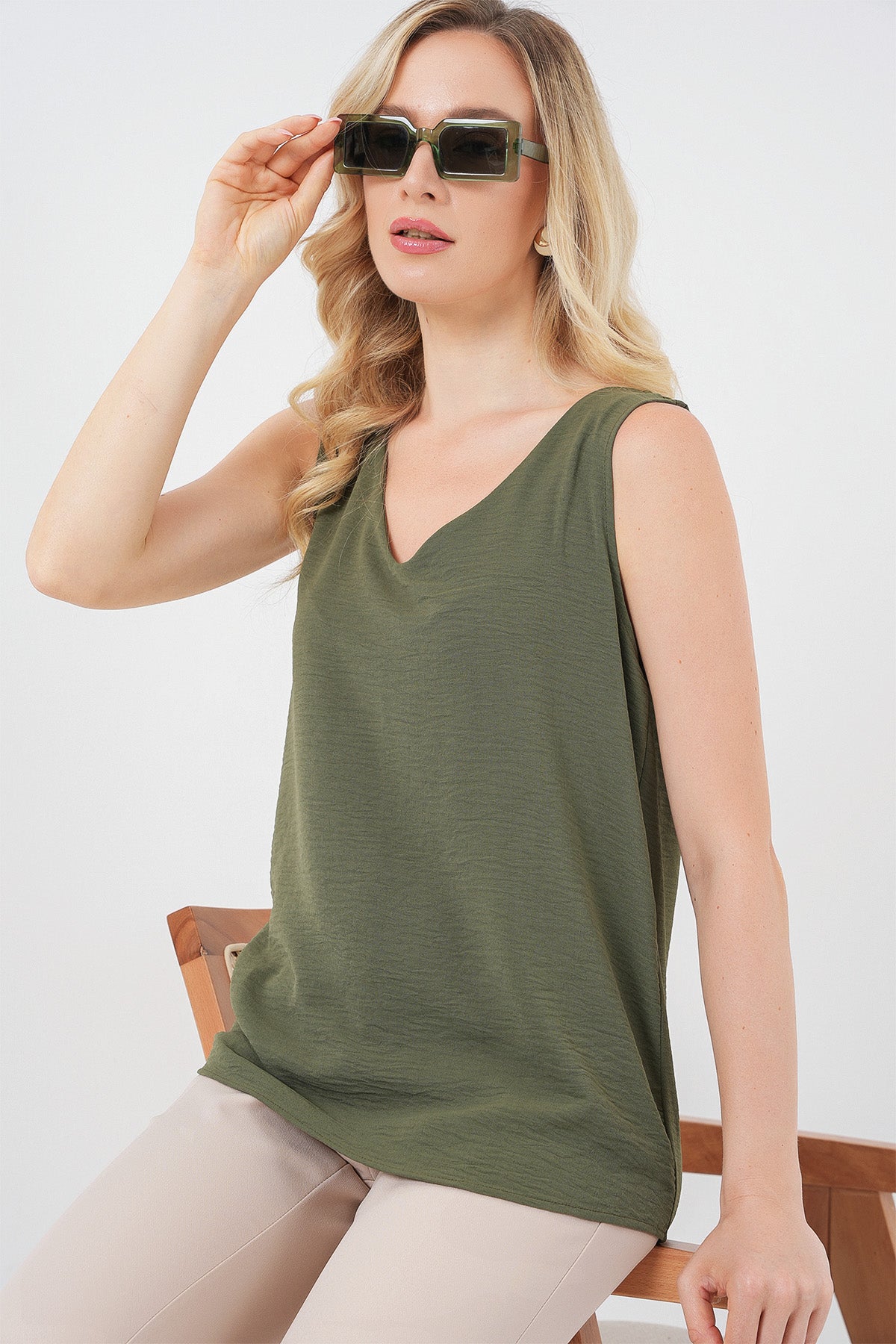 Bluza Decolteu V fără Mâneci 950 - Kaki