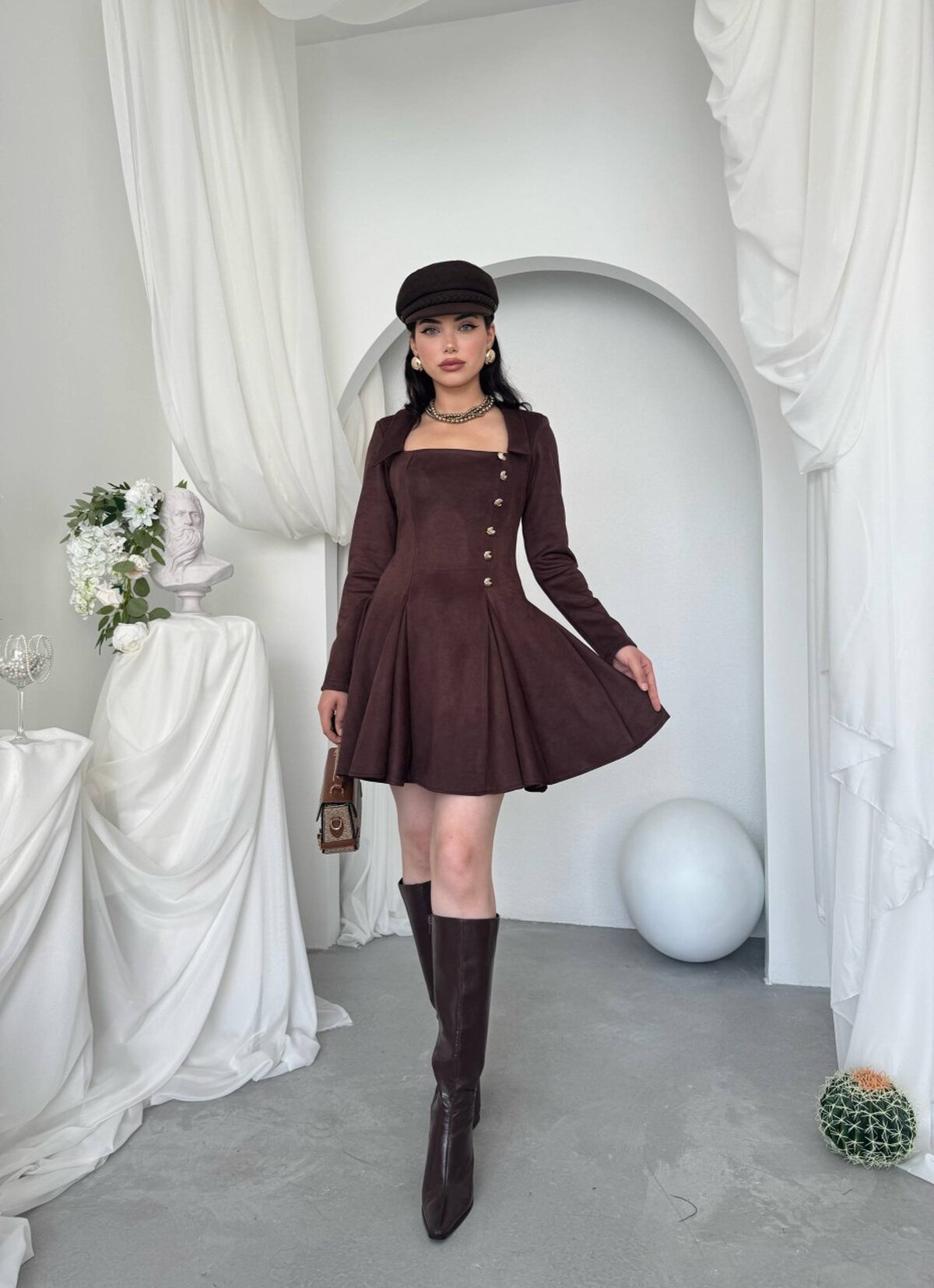 Rochie Veras cu detaliu de broșă