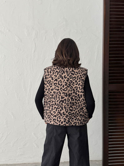 Topshow Mink Black Leopard Print Quilted Vest | F1785