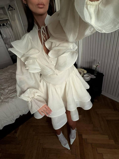 Rochie mini cu detaliu volane