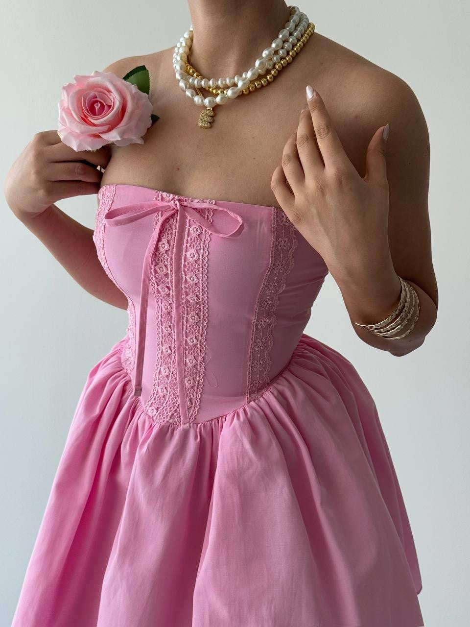 Rochie fără bretele Walf