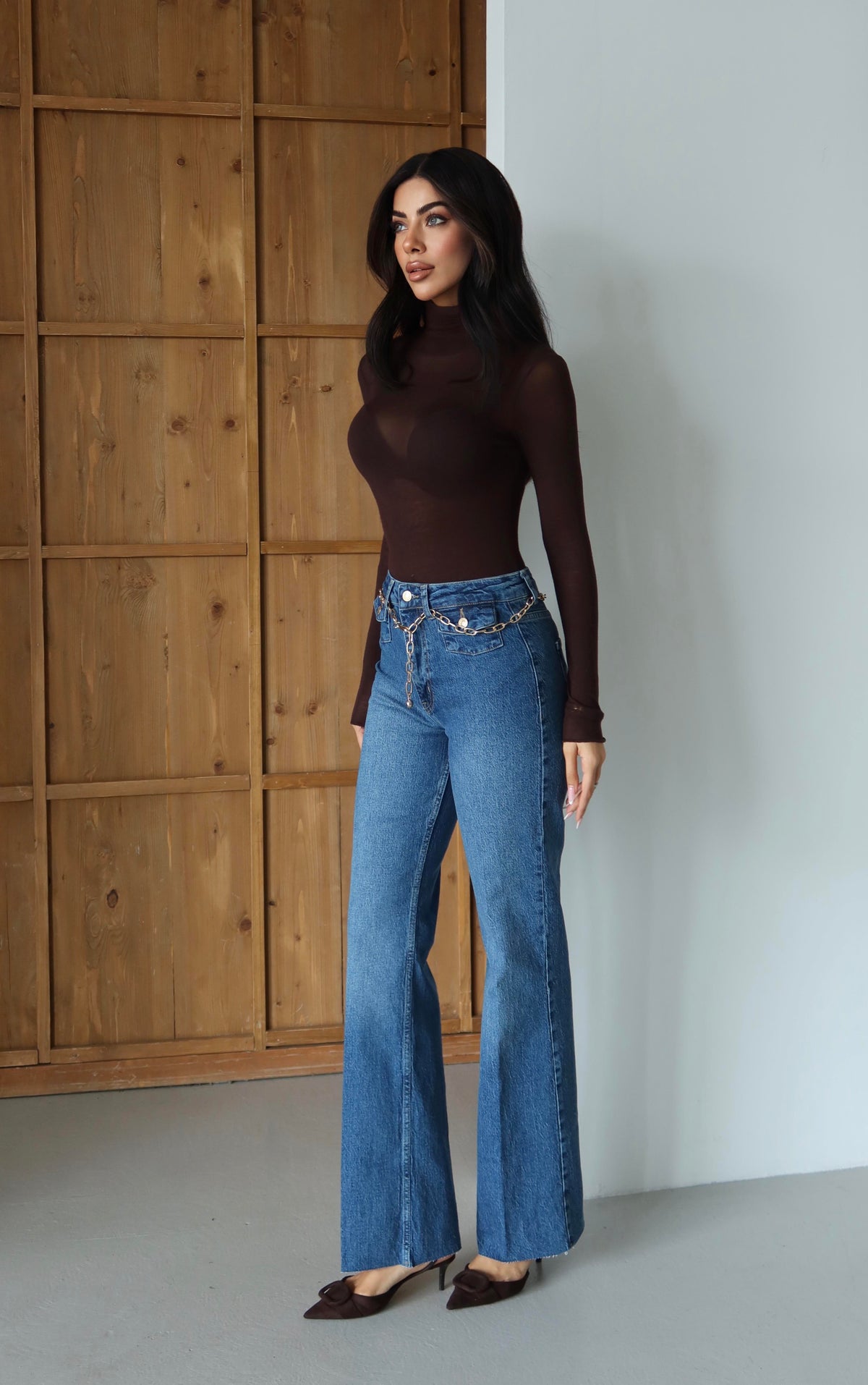 Yüksek Bel Kemer Zincir Detaylı Blue Jean Pantolon