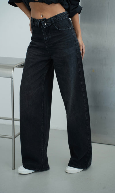 Yüksek Bel Ters  Kemer Bel İp Detaylı Black Jean Pantolon