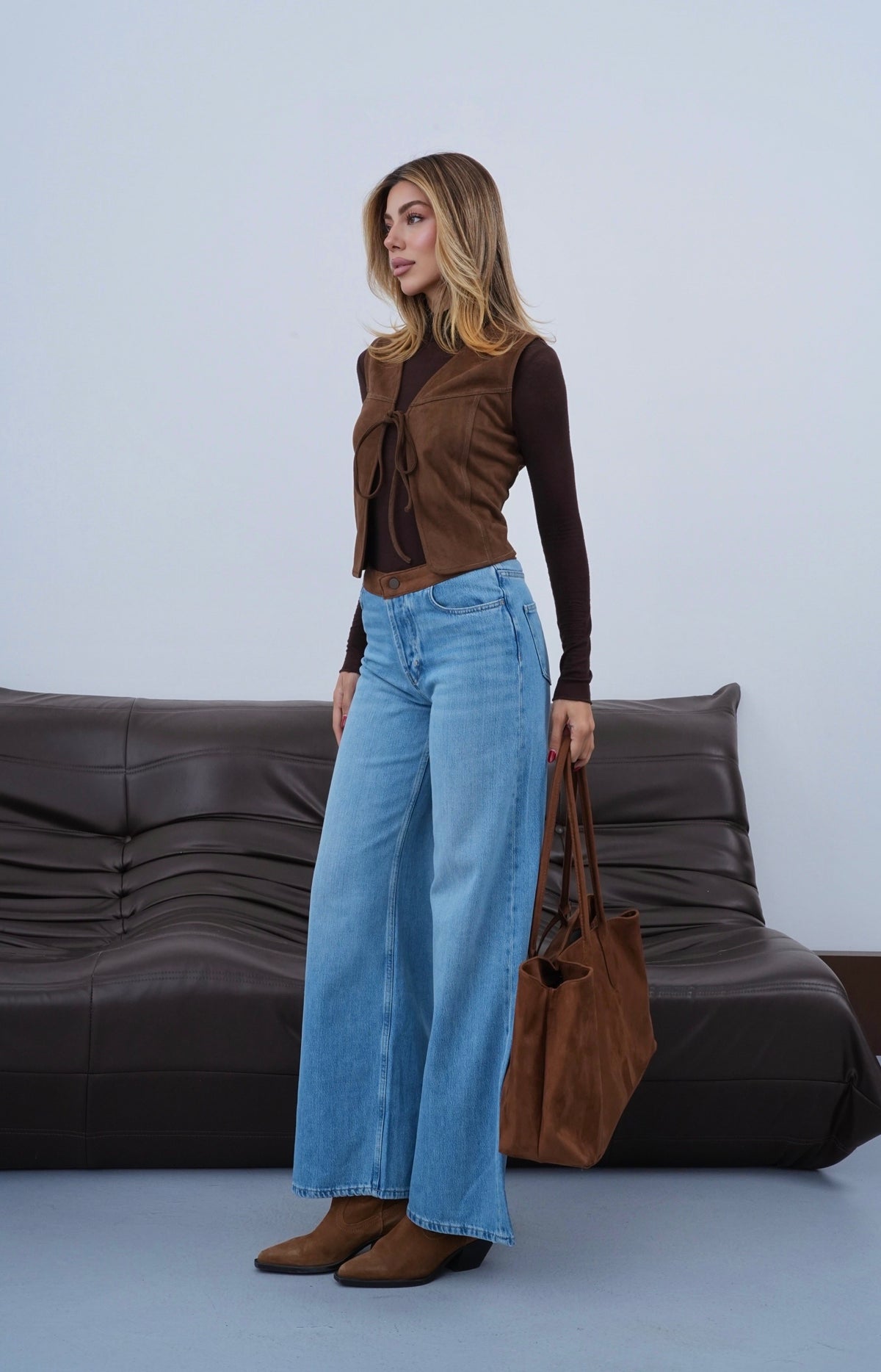 Yüksek Bel Wide Leg Kalıp Süet Kemer Detaylı Blue Jean Pantolon
