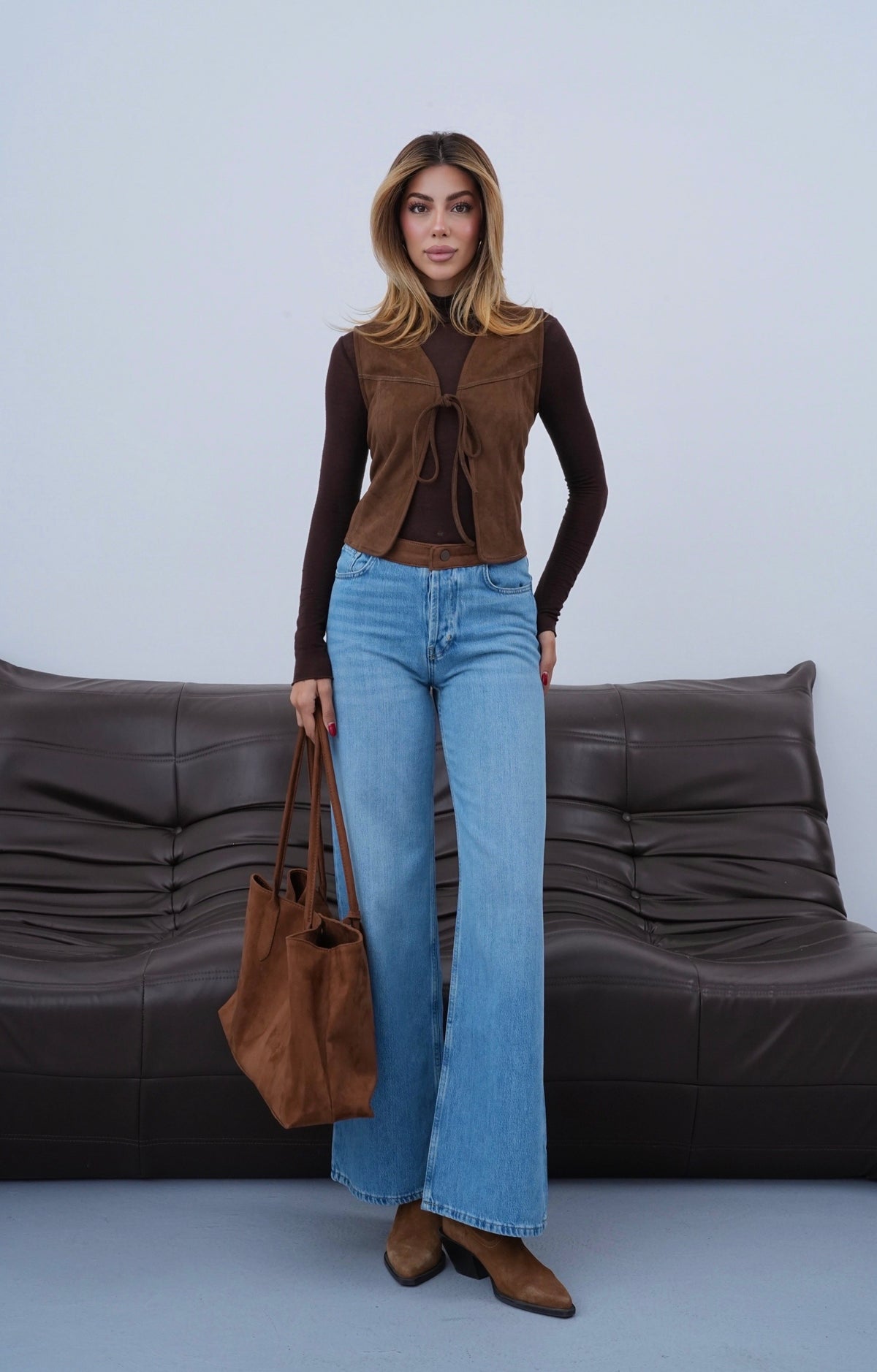 Yüksek Bel Wide Leg Kalıp Süet Kemer Detaylı Blue Jean Pantolon