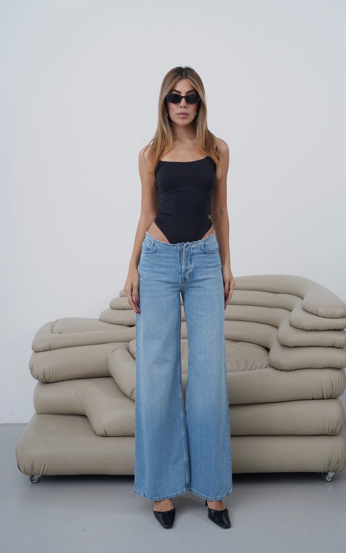 Düşük Bel Bel Kesik Detaylı Wıde Leg Kalıp Blue Jean Pantolon