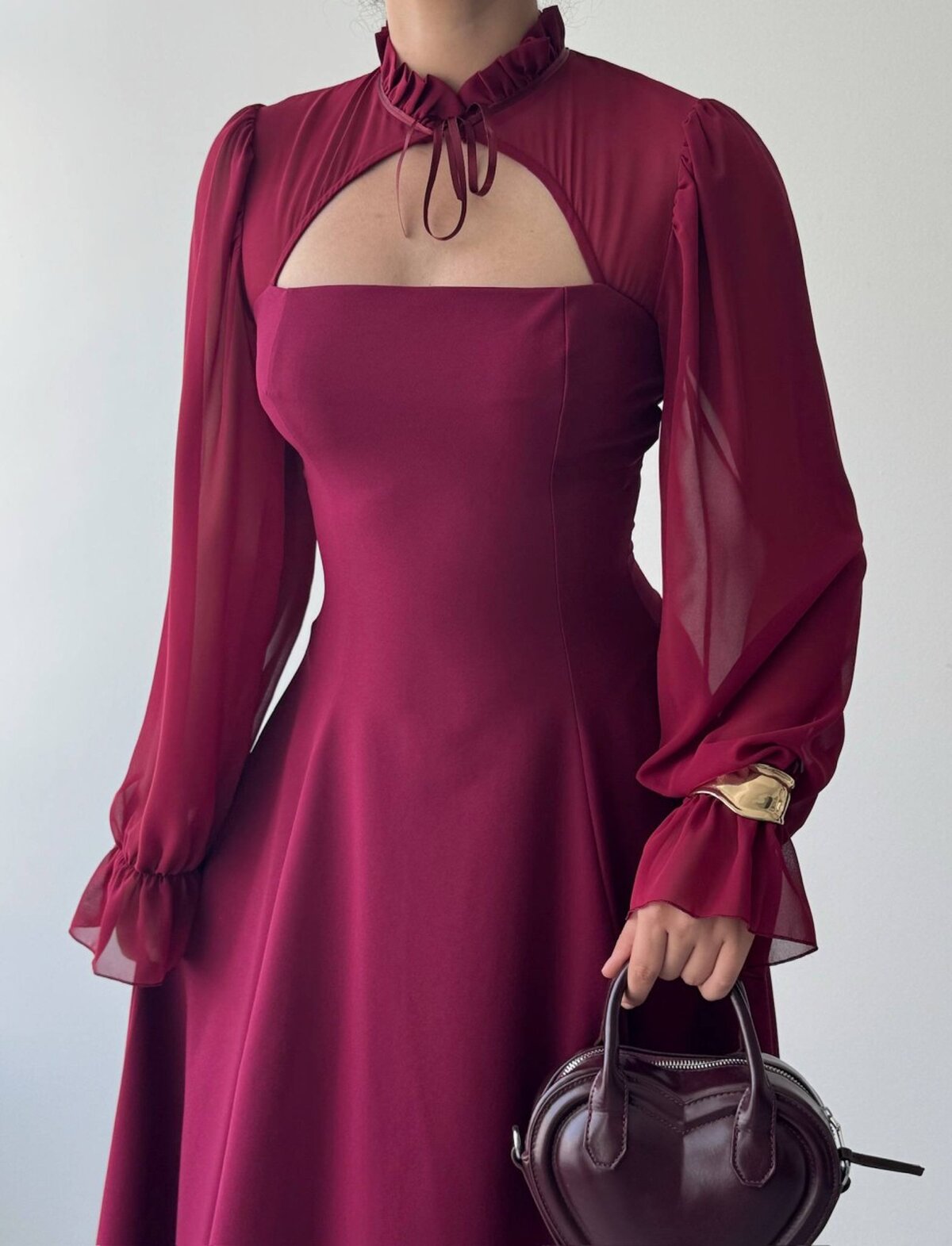 Rochie cu detalii cape Woman