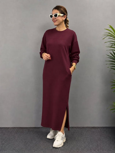 Rochie de damă cu mânecă lungă, guler rotund, buzunare și două crăpături laterale, din viscoză cu două fire, 38871