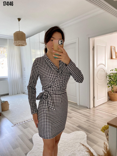 Rochie mini pentru femei, cu mânecă lungă, decolteu petrecut și curea, model 38313
