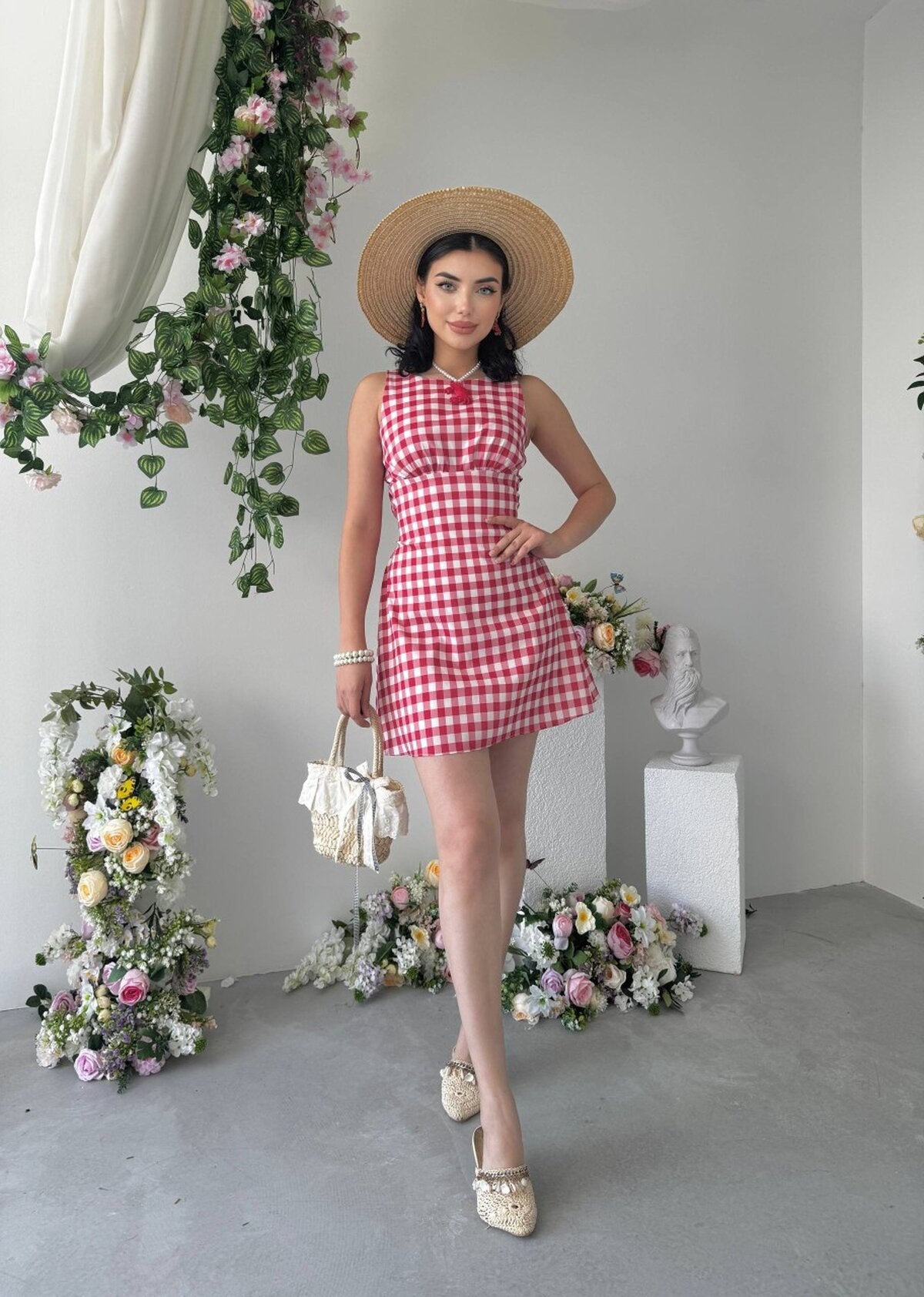 Yujas Rochie cu detaliu tip nod
