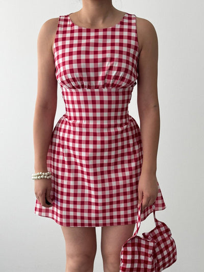 Yujas Rochie cu detaliu tip nod